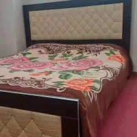 ست کامل تخت دو نفره با آینه کنسول و پاتختی