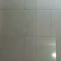 شیشه پنج میل بی رنگ