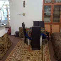 چهار عدد صندلی فلزی محکم