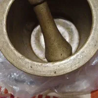 هاون جنس فلز برنج