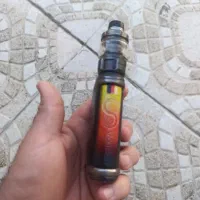 یک عدد دستگاه ویپ