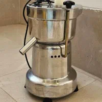 آبمیوه‌گیری صنعتی هلال