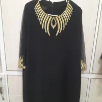 مانتو و پیراهن و شومیز زنانه در حد نو