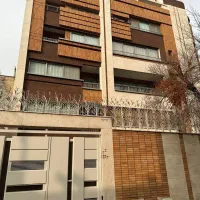 202 متر صمدیه کلید نخورده با 75 متر بهار خواب