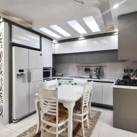 آپارتمان ۱۰۰متر حیابان غرضی ( سه خواب )