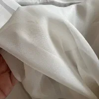 پرده ساده دوخت مینیمال در ابعاد پنجره های ۲۵۵*۲۶۳