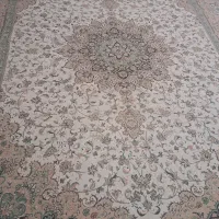 فرش وپشتی