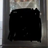 بوفه رنگ فندقی شامل۱درب بزرگ و۱درب کمدومبل ست۵نفره