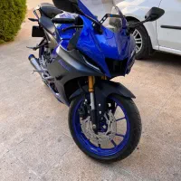 یاماها r15