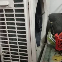 دو عدد کولر پنجره ای و سه عدد اسپیلت