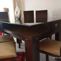 میزناهارخوری ۶نفره با ۴ تا صندلی