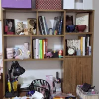 میز تحریر باکس دار