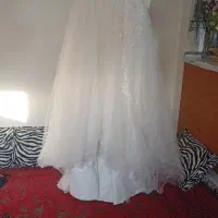 دو عدد لباس عروس
