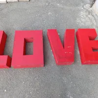 فروش ماکت تخته چوبی قرمز Love