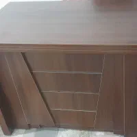 میز مدیریت کاملا سالم وتمیز