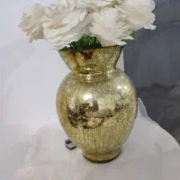 گلدان طلایی