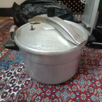 زودپز قدیمی سالم