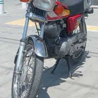 موتور 125 مدل 85 لاکاغذی مدارک به نام