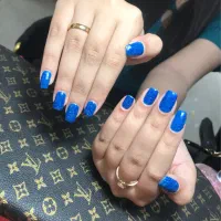 آموزش کاشت ناخن