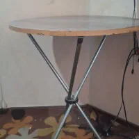 خاطره میز پایه فلز