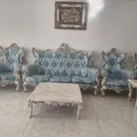 مبل ۷نفره استیل سلطنتی با میز عسلی و تابلو فرش