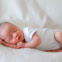 نیازمند رحم اجاره ای