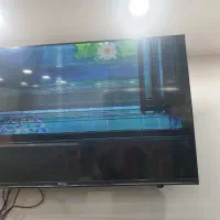 فروش یک تلویزیون صفحه شکسته