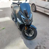گلگسی j200