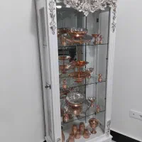 بوفه چوبی تمیز بدون هیچ ایرادی