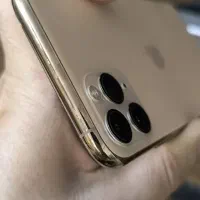 11پرو آس کم مشابه