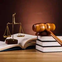 وکیل پایه یک دادگستری