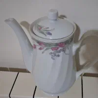 قوری چایی خوری