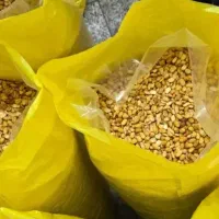 بادام زمینی دو اتیشه