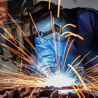 جوشکار و تاسیسات سیار