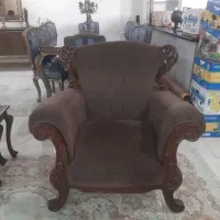 مبل ۷ نفره همراه میز