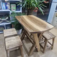 میز و صندلی با چوب گردو
