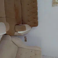 مبل راحتی و میز غذا خوری