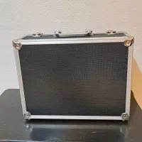 صندلی کوتاهی ( تعداد محدود) یک عدد دستگاه تتو گان