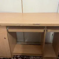 میز کامپیوتر