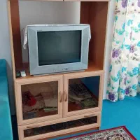 میز تلویزیون ام دی اف کاملا سالم