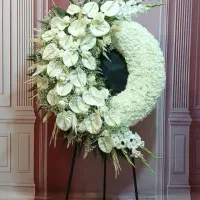 کد 1500 تمامی مدل های  موجود تاج گل دسته