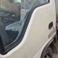 ایسوزو ۵۲۰۰ بدون رنگ و ضربه مدل ۸۷ استثنایی