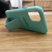کاور Iphone 11 دارای پایه
