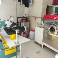 خشکشویی سفیدشویی اتوشویی رنگرزی پرده پتو