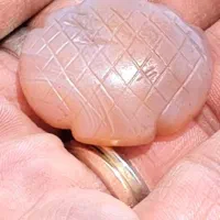 عقیق کیفی فوق کهنه