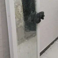 درب حمام و دستشویی