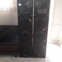 ضبطوباند سالم وباصدا خیلی بلند