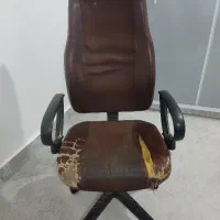 یک صندلی چرخ دار