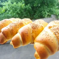شیرینی ، کروسان بزرگ ومینی کروسان شکلاتی‌