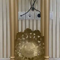 گل میز طلایی